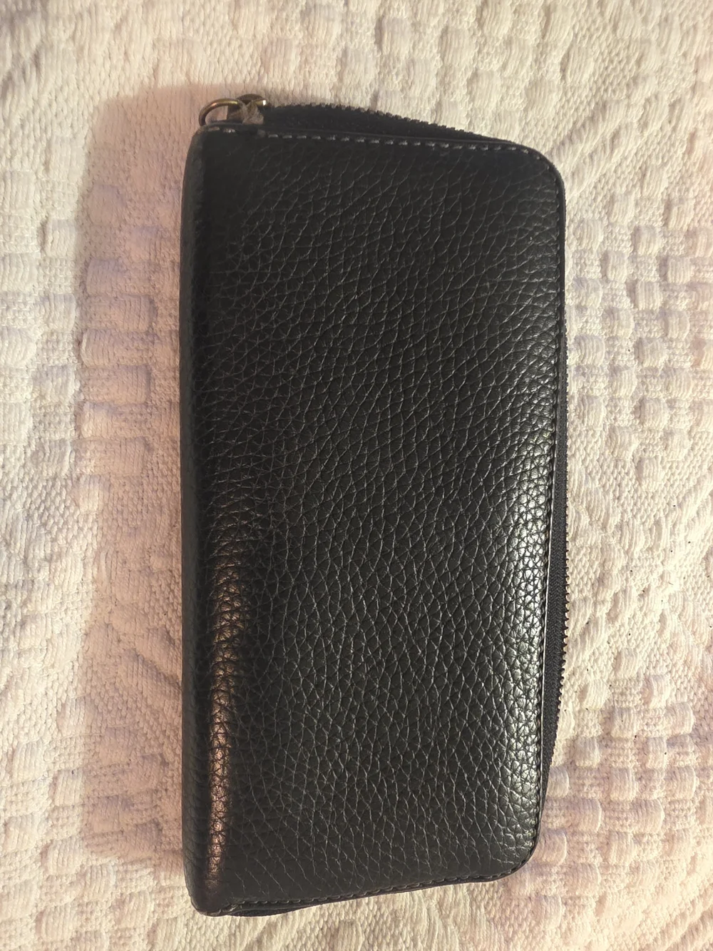 Fossil Womens Black Leather Zip Wallet
